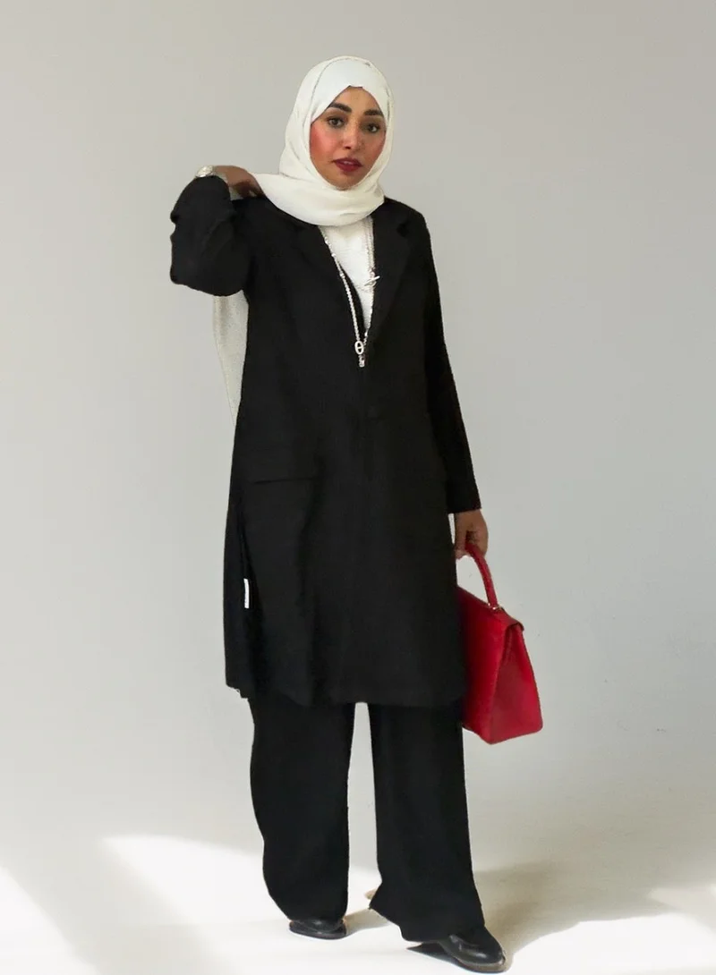 بوند جاكيت وبنطلون فاكورو طويل